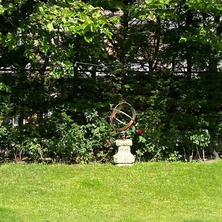 Suisse 3* The Hague