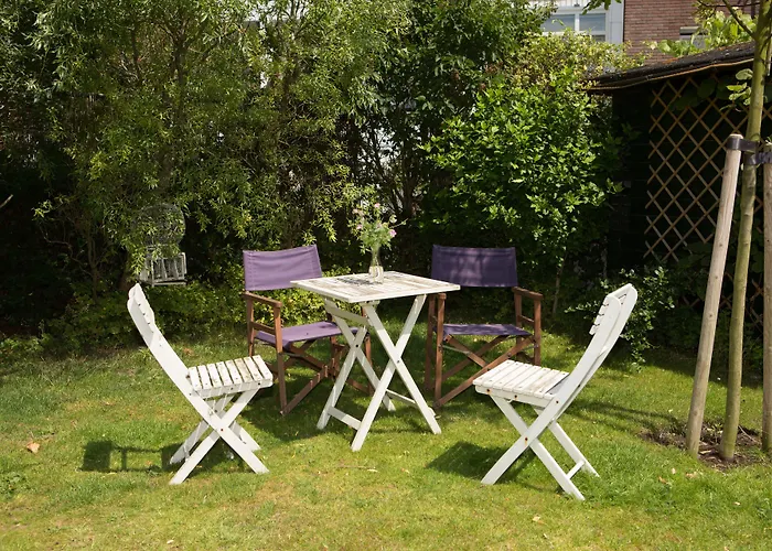 Suisse Bed & Breakfast 4*