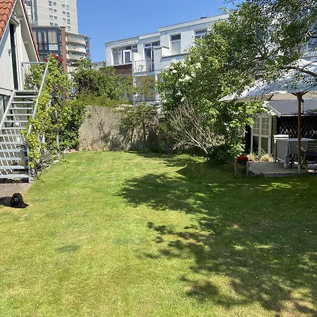 Bed and breakfast Suisse La Haya